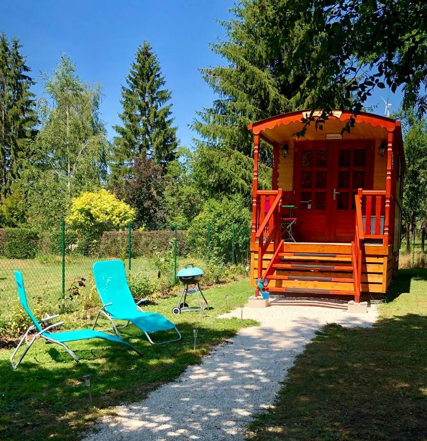 Gite Roulotte - La Cle Du Bonheur Orve Exterior photo